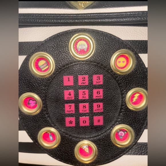 BETSEY JOHNSON Operational Black & White Retro Novelty Phone Crossbody Purse NWT - Picture 3 of 7